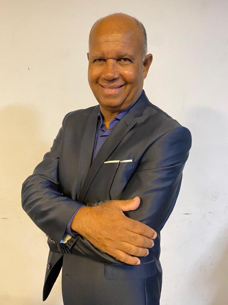 Dr. Pedro Carlos